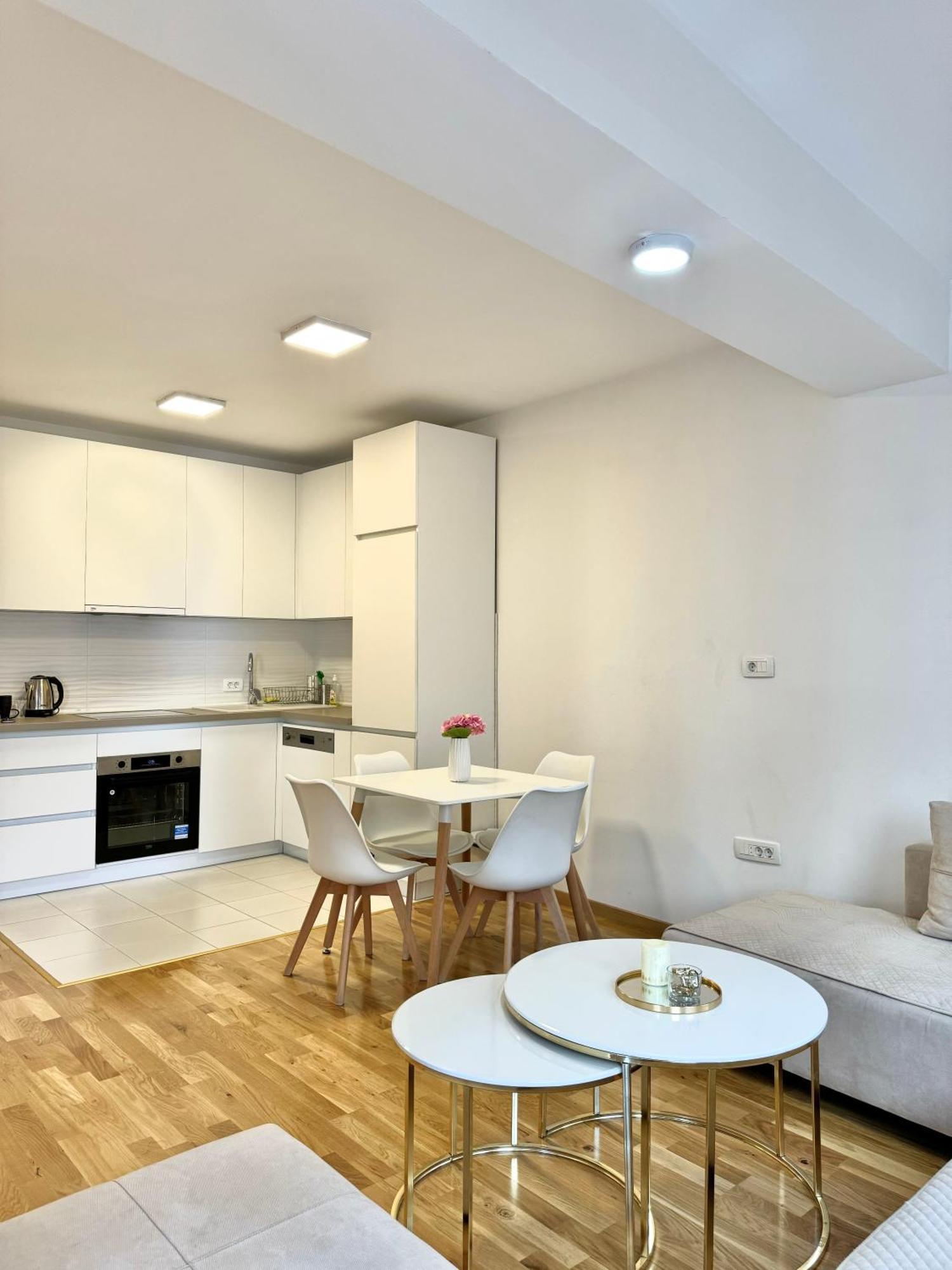 Golden Apartment Skopje Exterior foto